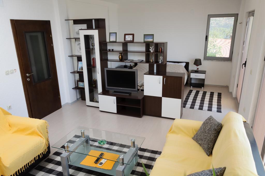 אוהריד Maslov Apartments מראה חיצוני תמונה